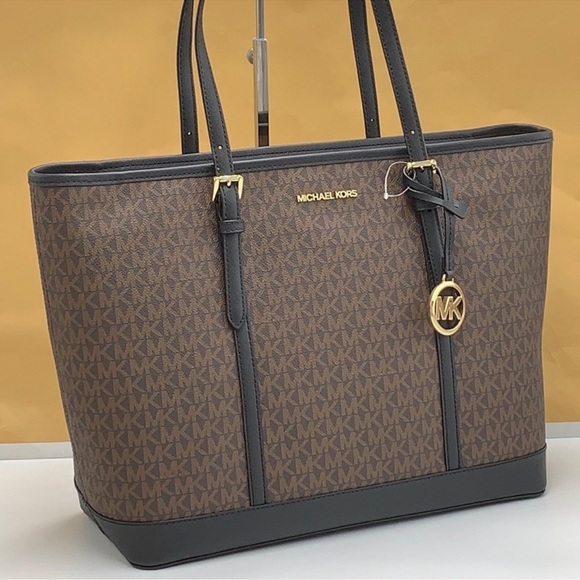 MICHAEL KORS
Jet Set Travel Large Logo Tote Shoulder Bag
COLOR BROWN/BLK
NWT - Picture 16 of 16